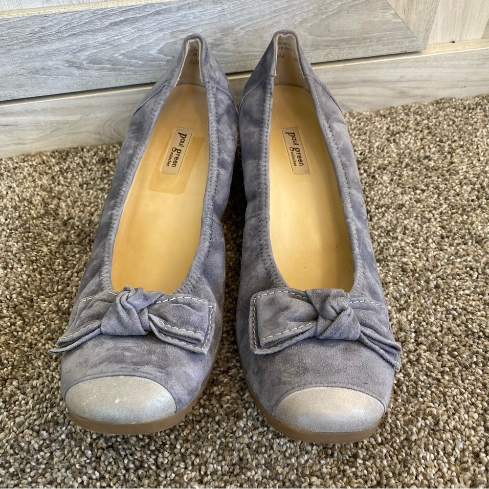 Paul Green Women's Gray Suede Bow Flats 9